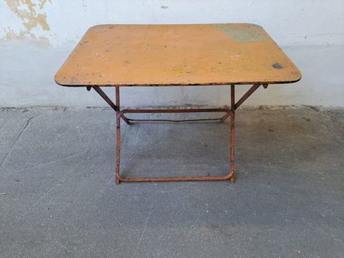 Tavolo da bistrot francese vintage H70 LxL 70x100 cm - SOLO NOLEGGIO