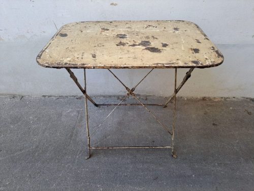 Tavolo da bistrot francese vintage H70 LxL 80x55 cm - SOLO NOLEGGIO