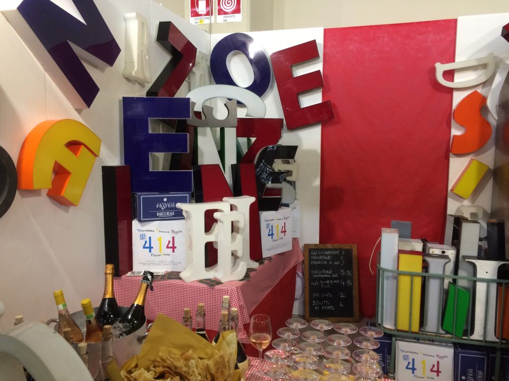 Allestimento stand 'Fiaschetteria La Pace' per 'La Toscana in bocca' Pistoia
