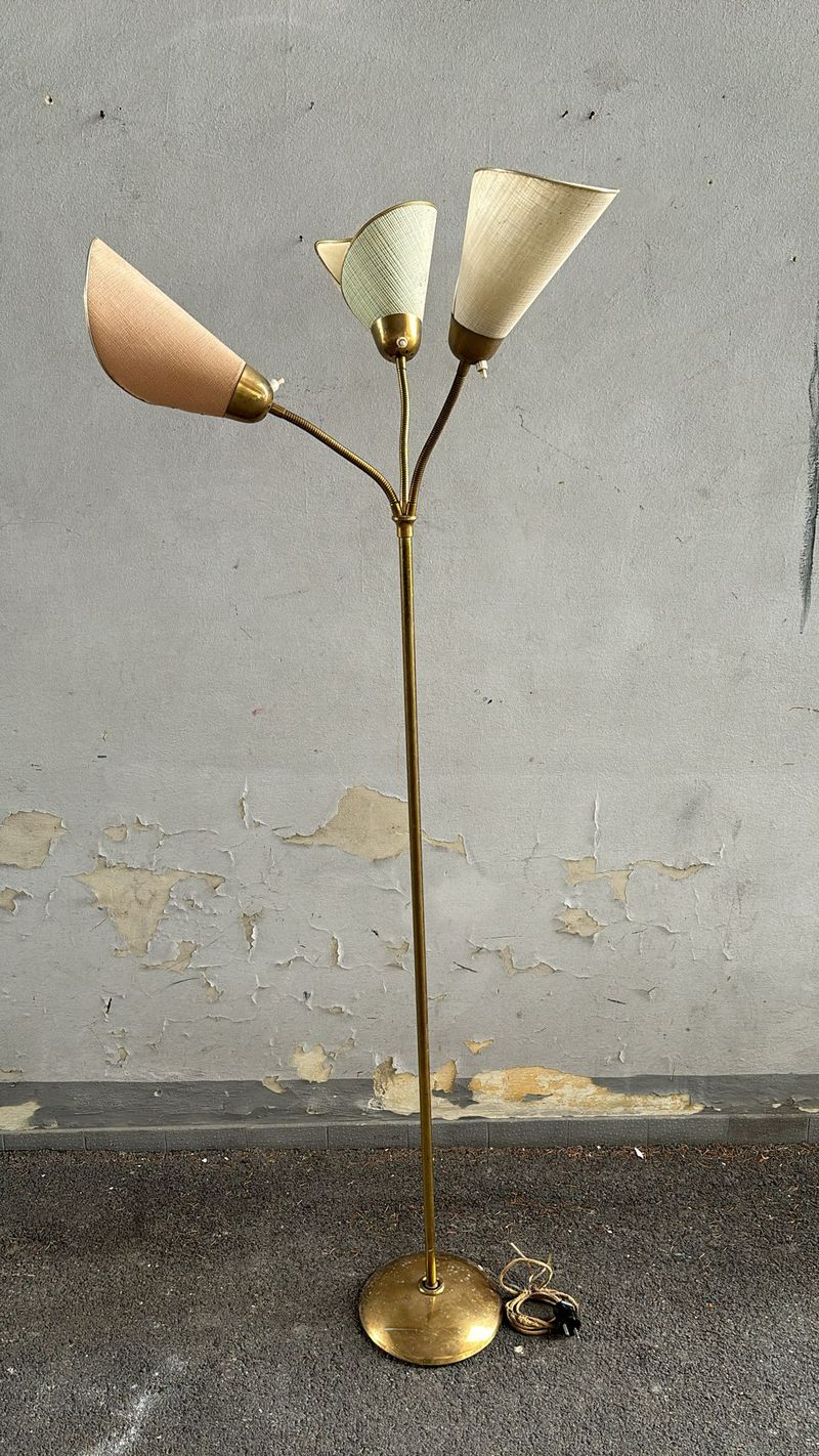 Lampada da terra vintage 3 coni colorati - H158 cm - SOLO NOLEGGIO