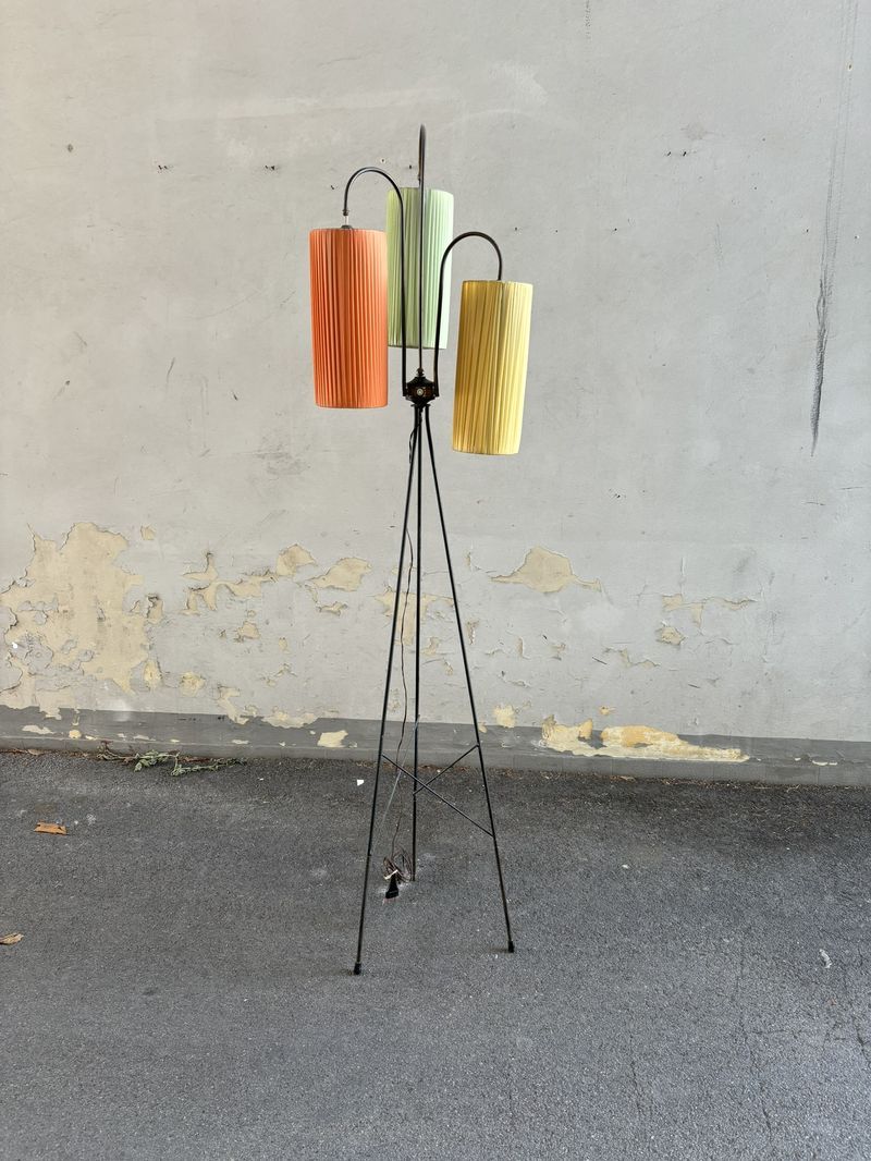 Lampada da terra vintage 3 paralumi colorati - SOLO NOLEGGIO