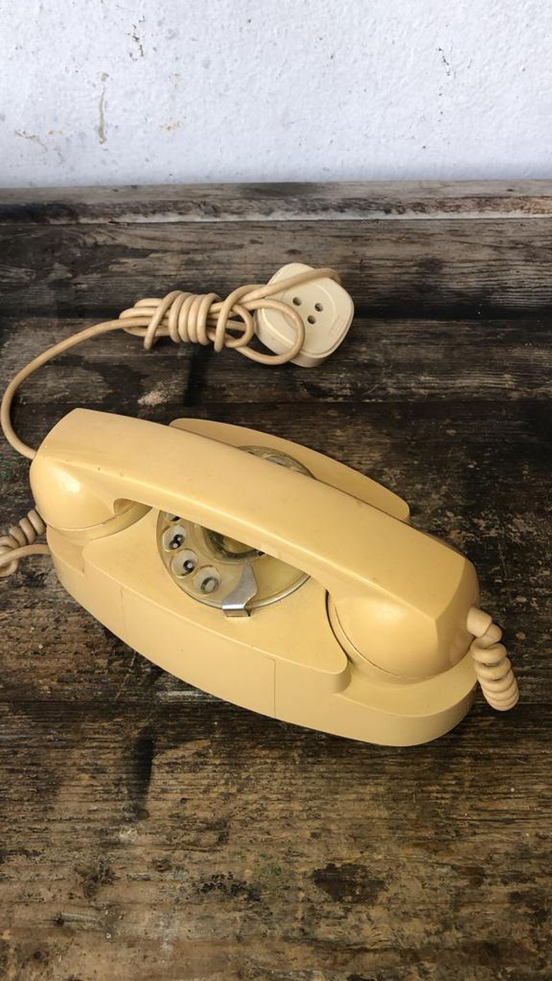 Telefono color beige vintage - immagine 2