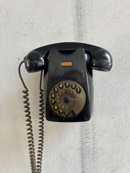 Telefono vintage a parete