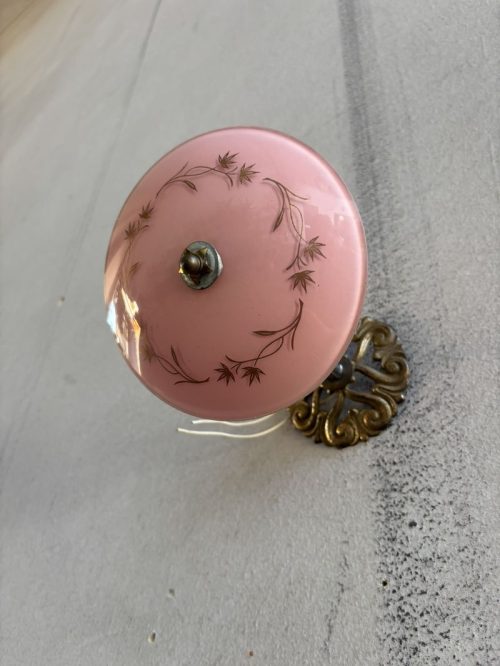 Applique vintage in vetro rosa