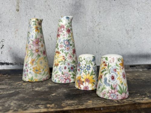 Set ceramica vintage da cucina