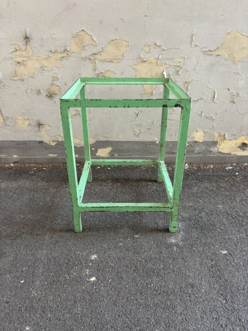 Struttura vintage in ferro