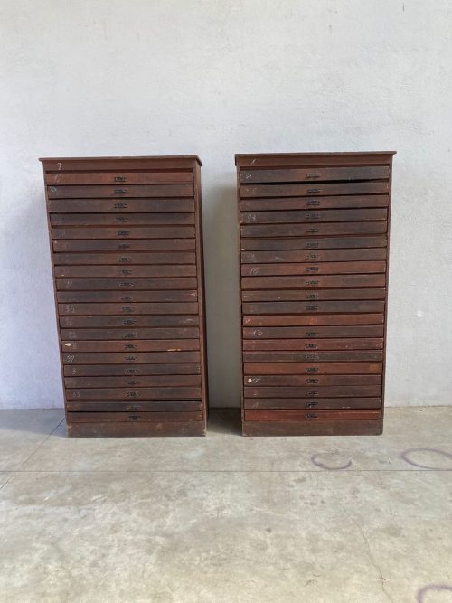 Cassettiere tipografiche giganti - H202 L104 P46 cm