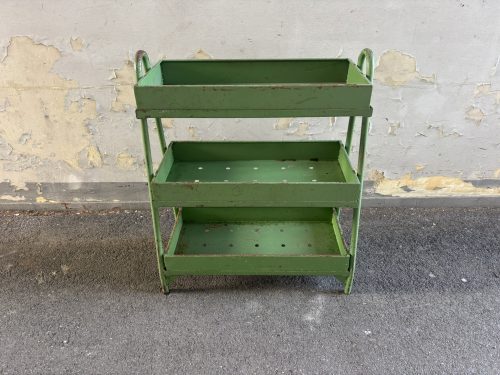 Carrello officina verde in ferro vintage - H80 LxL 67x30 cm - SOLO NOLEGGIO