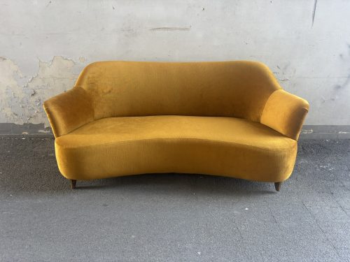 Divano vintage in velluto ocra - H76 L166 cm