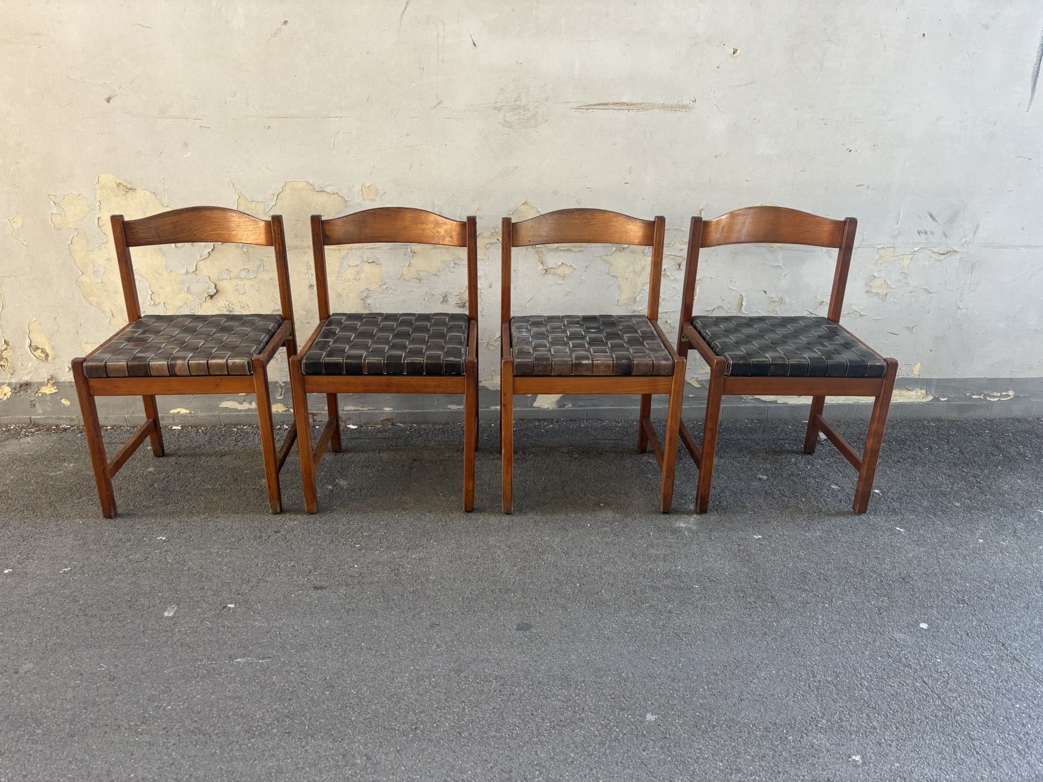 Sedie vintage in pelle intrecciata